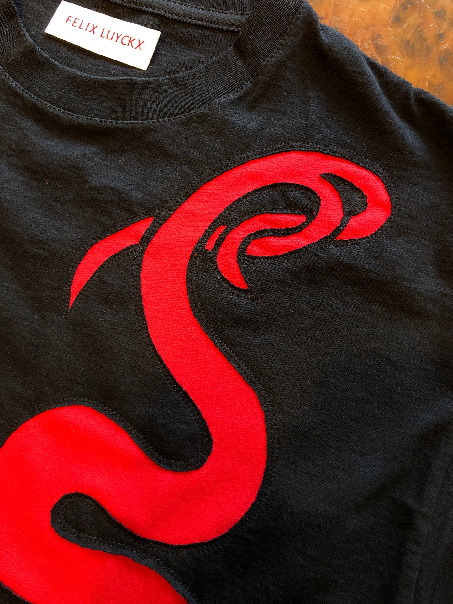 Serpent’s Tail cutout T-shirt
