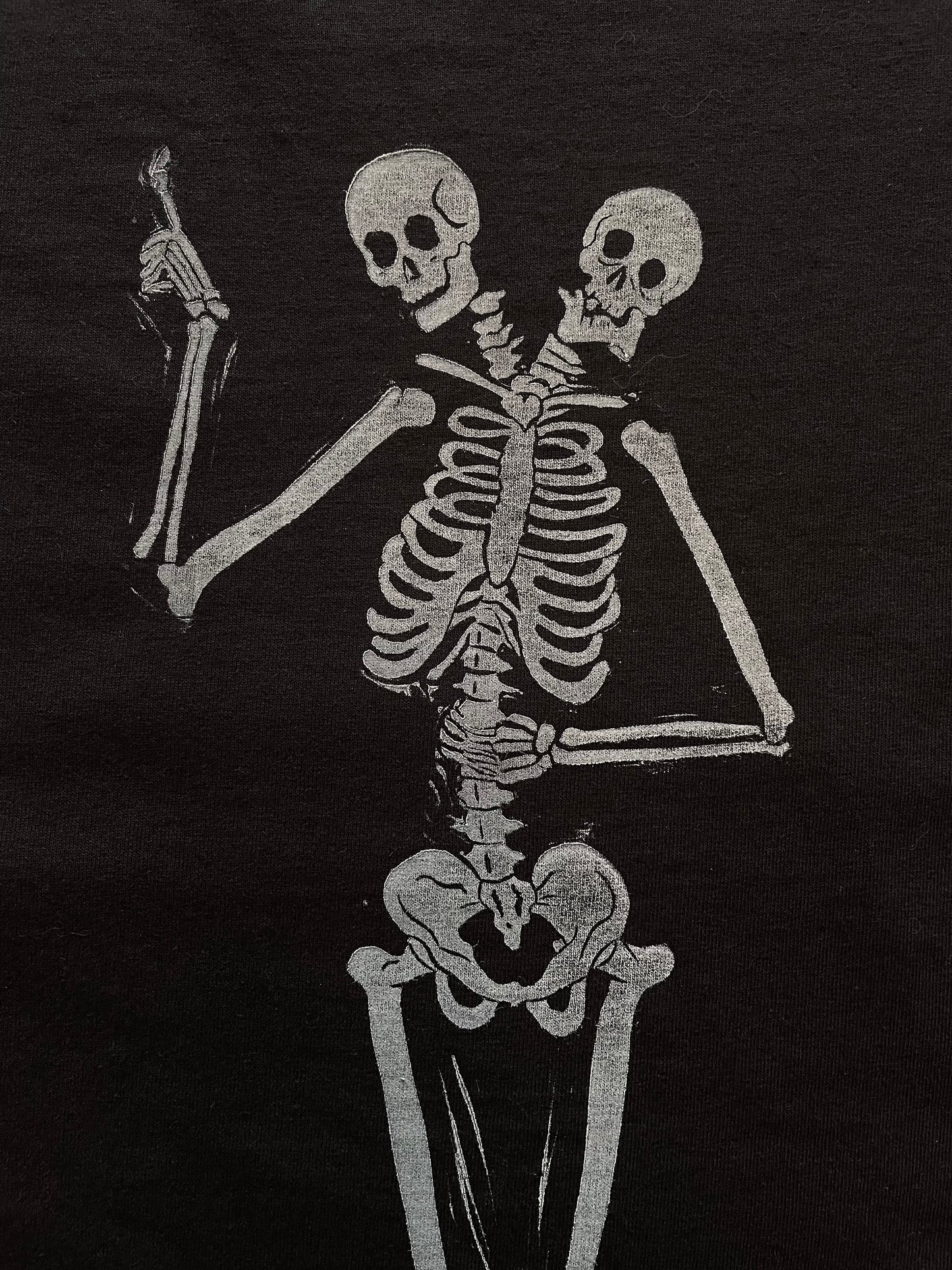Know-it-all Skeleton T-shirt - Halloween 2025