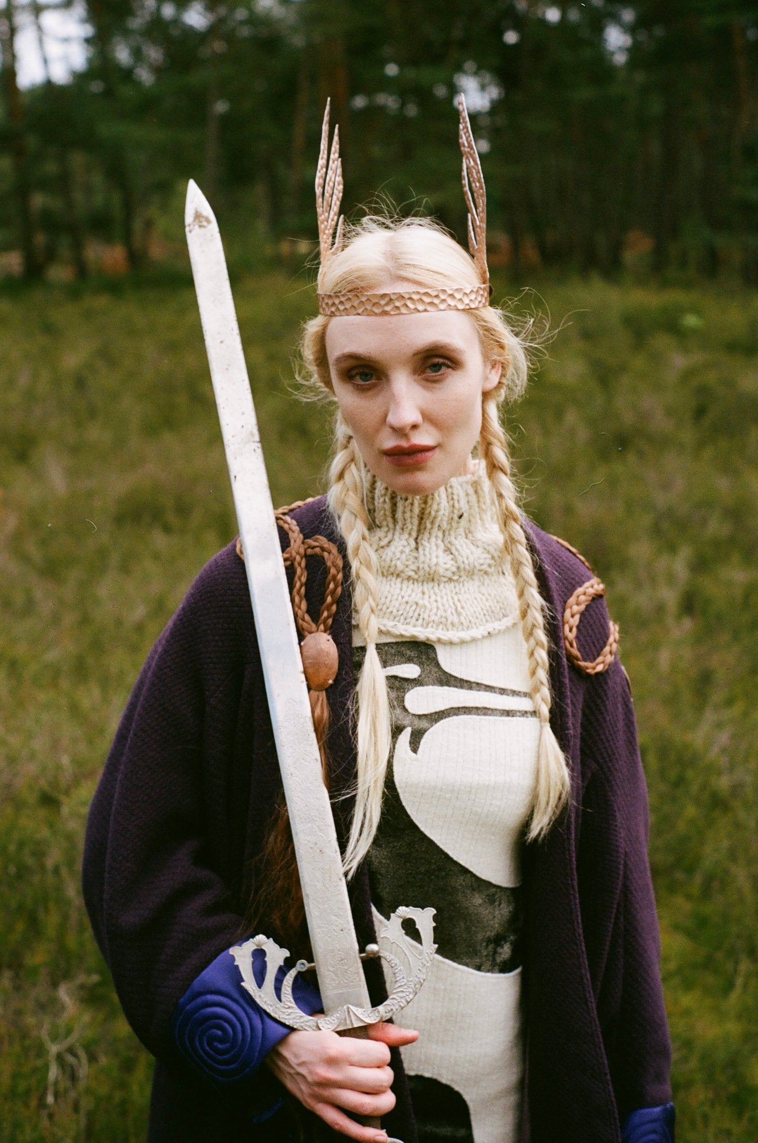 Modeled by Yana van Glabeke. Shot by Felix Luyckx